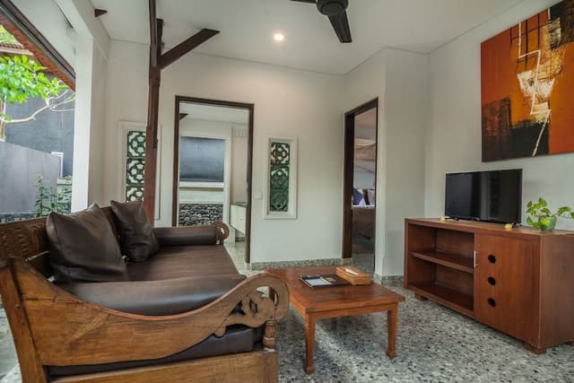 Suite Room Queen Bed with Garden View