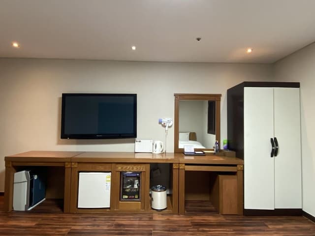 Premier Room