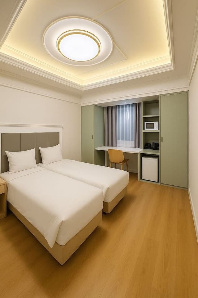 Standard Twin Room
