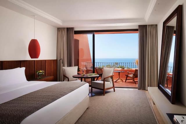 Premium Room with Ocean View and Extra Bed