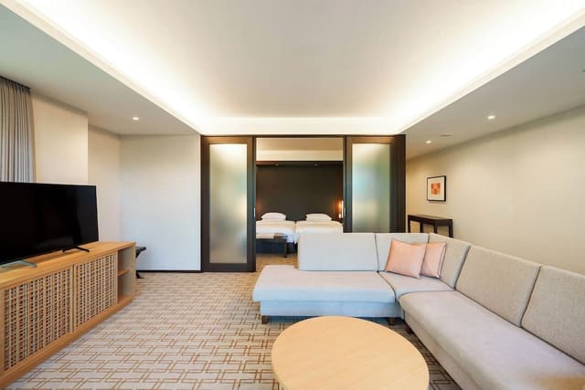 Regency, Executive Suite