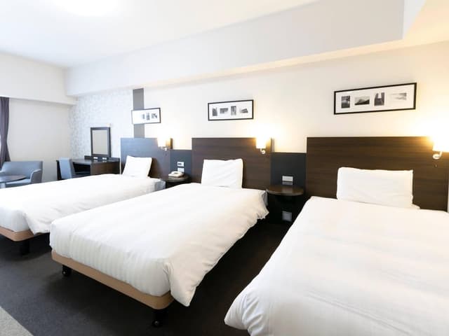 Family Room, 3 Twin Beds, Non Smoking