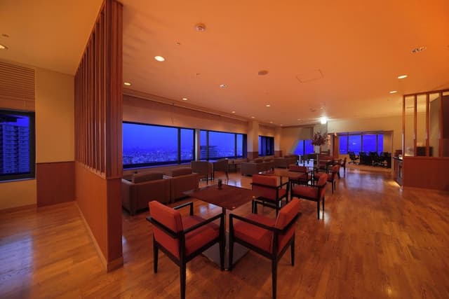 Premium Room, 2 Twin Beds, Club Lounge Access, City View