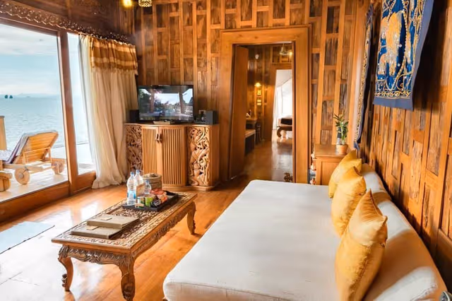 Royal Grand Pool Villa
