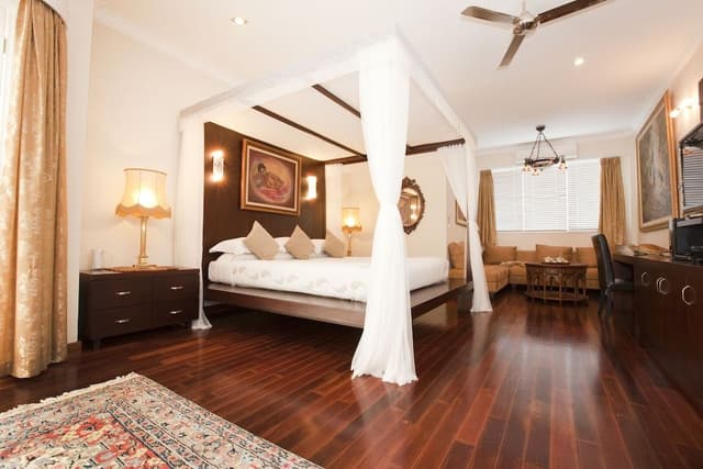 Jacuzzi Villa