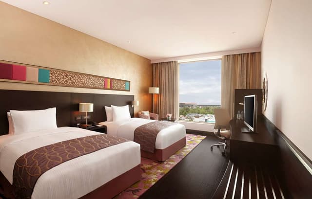 2 TWIN GUEST ROOM WITH CITY VIEW