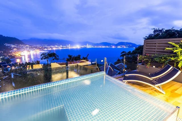 Sky Suite with Plunge Pool