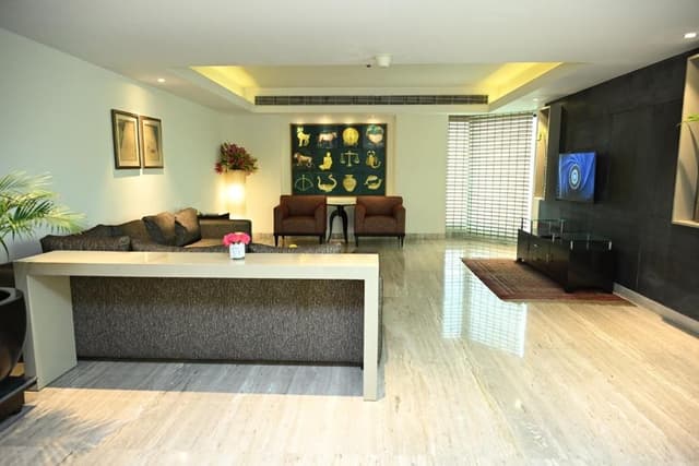 Luxury Suite