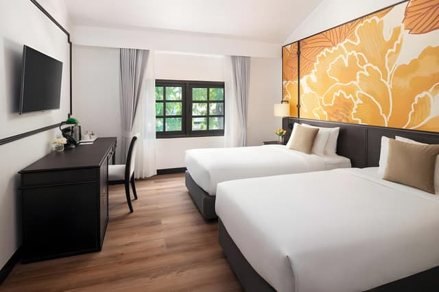 Deluxe Room (Double or Twin)