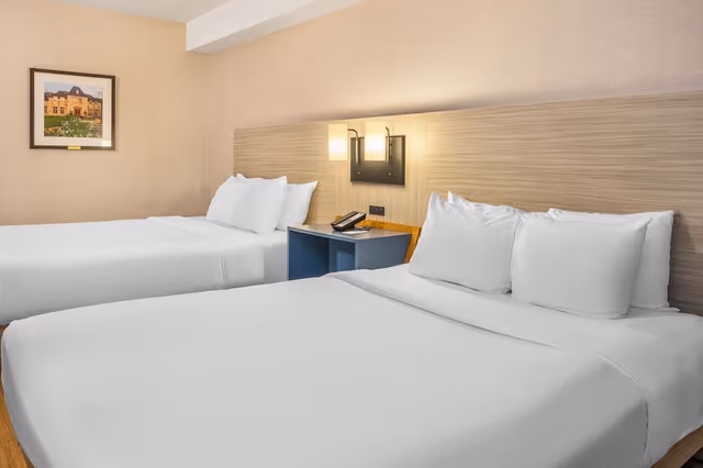 Standard Room, 2 Queen Beds, Non Smoking