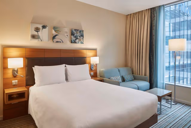 QUEEN ROOM WITH SOFA BED
