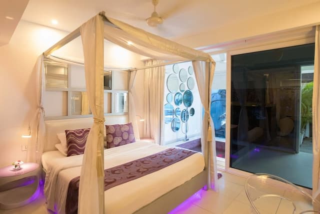 Studio Suite room