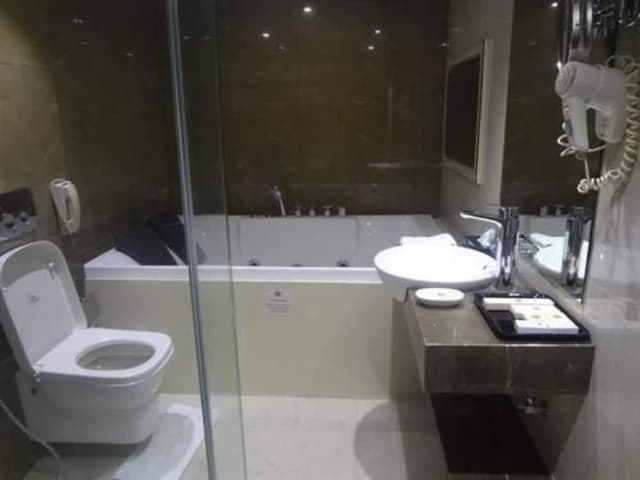 Junior Suite Room