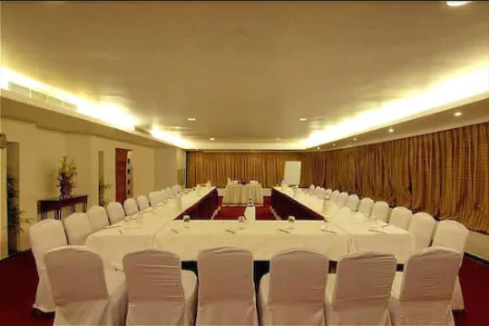 Ramee Guestline Hotel Juhu2
