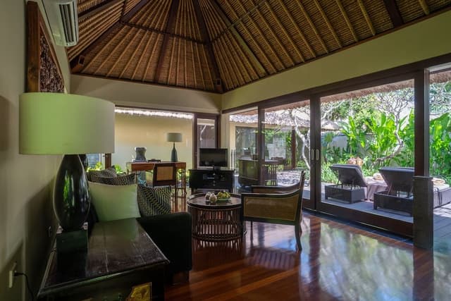 One-Bedroom Private Pool Villa with Free Airport Transfer