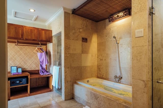 Deluxe Suite Room