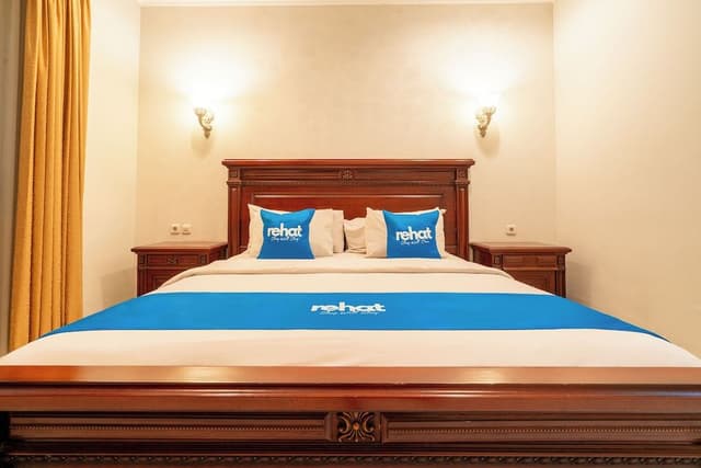 Signature Room