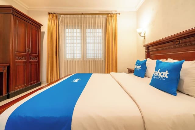Signature Room