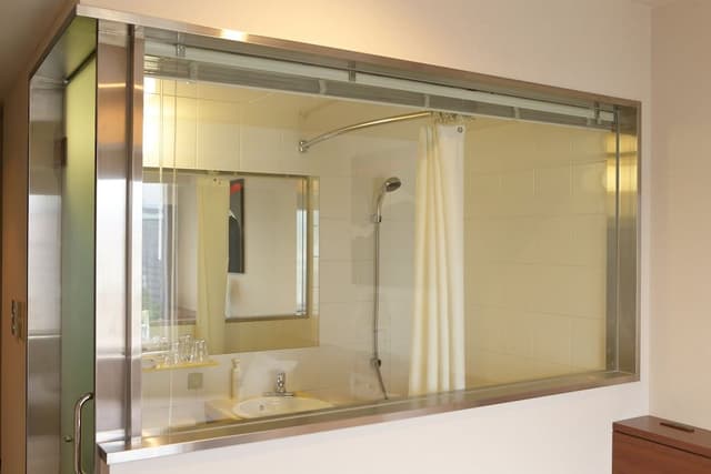 Stylish Standard,Smoking (15sqm)