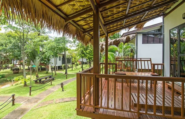 Ocean Breeze Bungalow