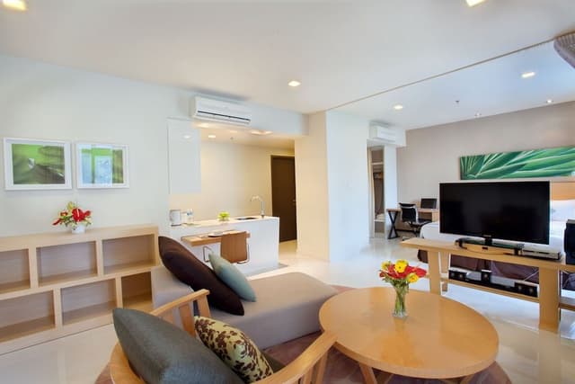 Studio Suite Twin