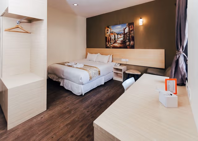 Executive Suite with Private Bathroom