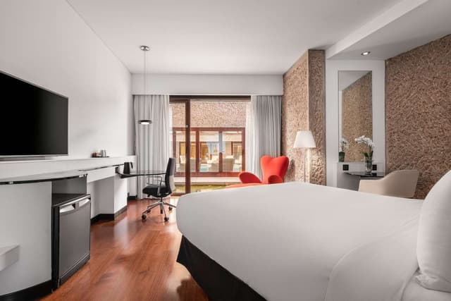 KING RELAXATION ROOM