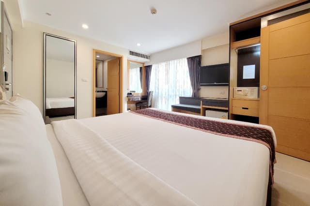 Family Connecting Rooms