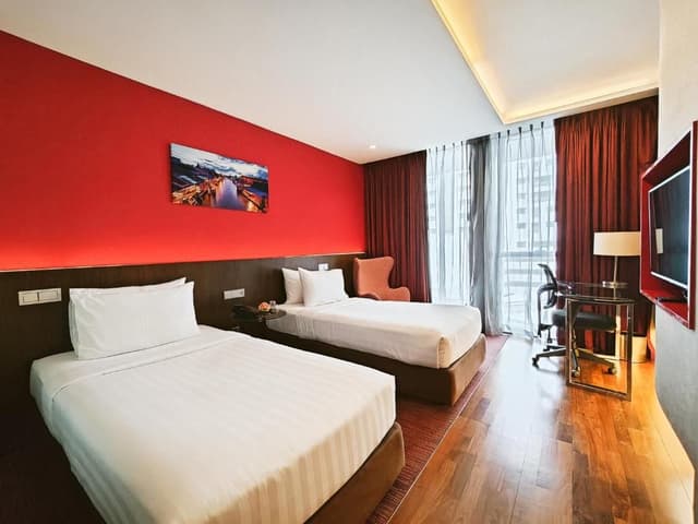 Deluxe Chill Room