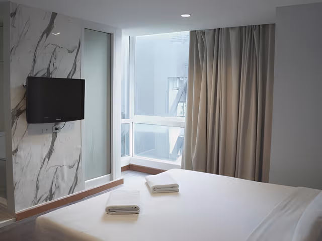 Standard King Room