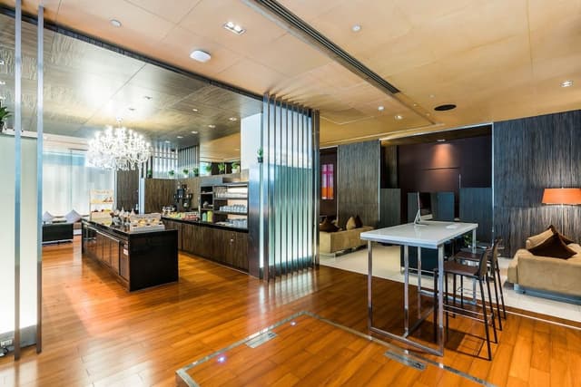 Executive Terrace Suite