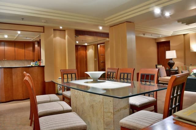 Junior Suite, 1 Bedroom, Bathtub