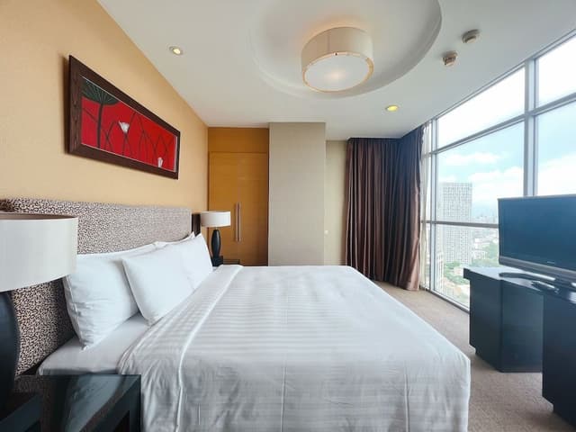 Three Bedroom Executive Suite