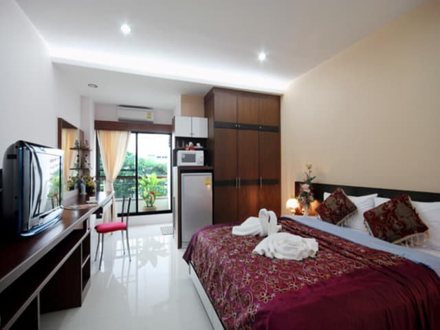 Superior King Bed