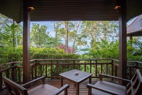 Nora Ocean Villa