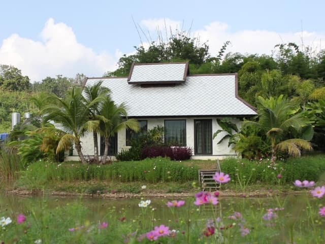 Family 2-Bedroom (connecting)