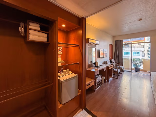 Deluxe Double or Twin Room