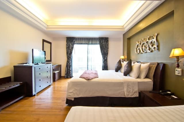 Deluxe Triple Room