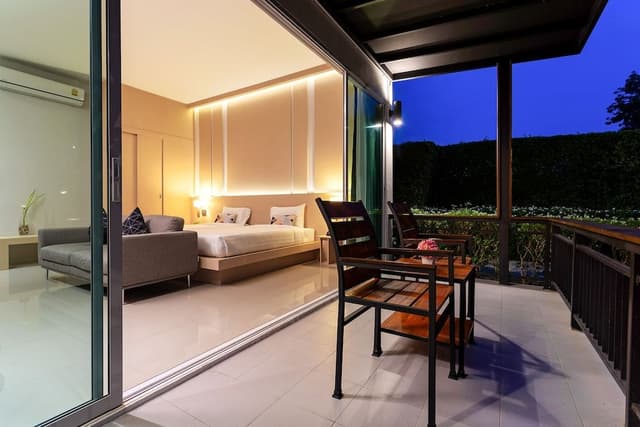 Deluxe Terrace