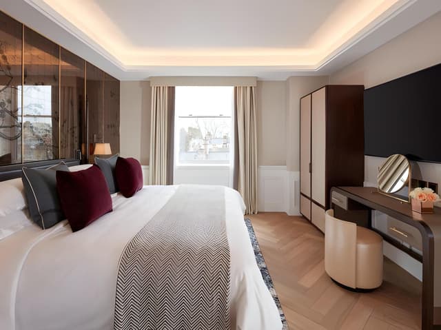 Mayfair Suite