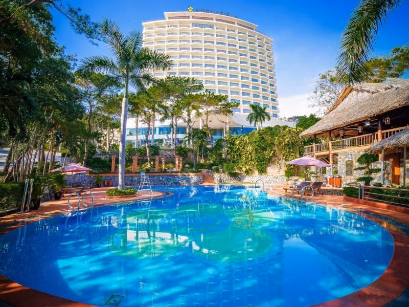 โรงแรมไซ่งอนฮาลอง (Saigon Halong Hotel)0