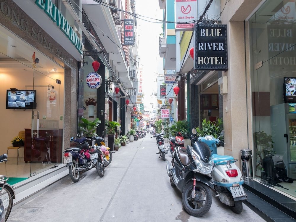 Blue River Hotel0