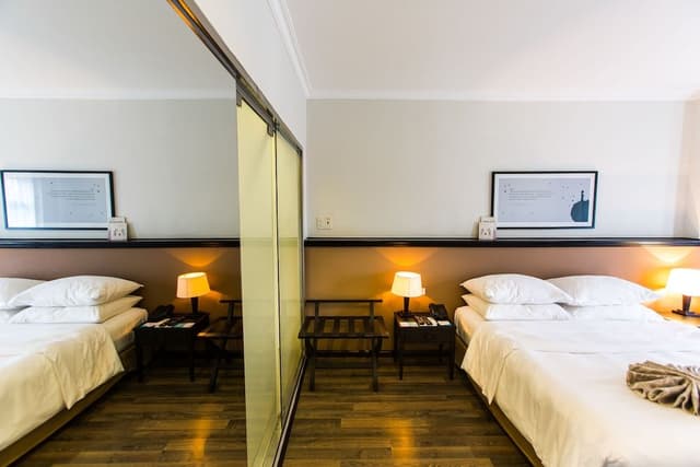 Alcove King Room