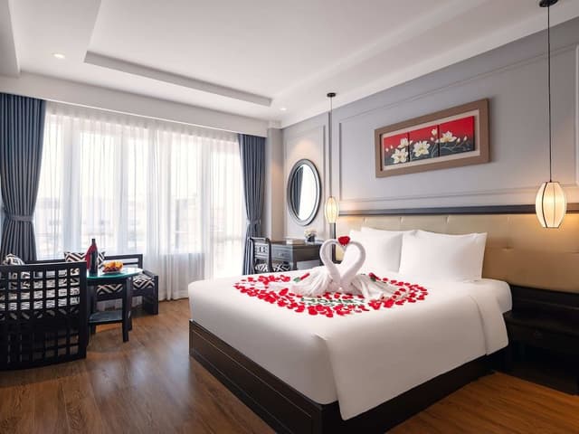 Deluxe Room, City View