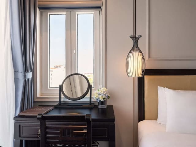 Deluxe Room, City View