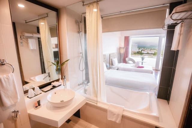 Deluxe Twin Room, River View