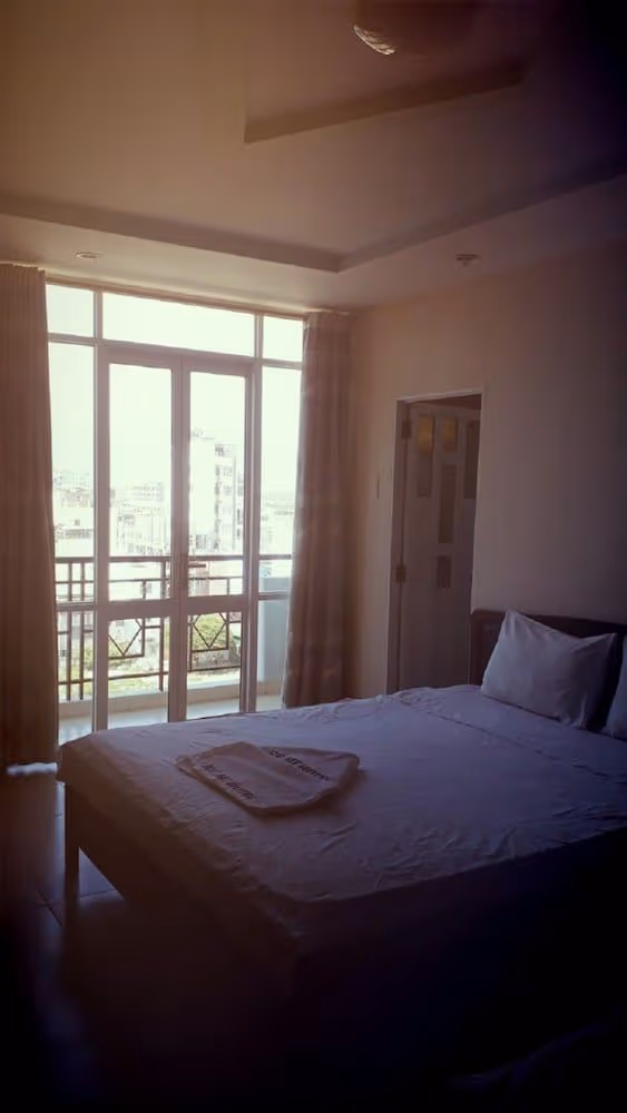 Family Room, City View