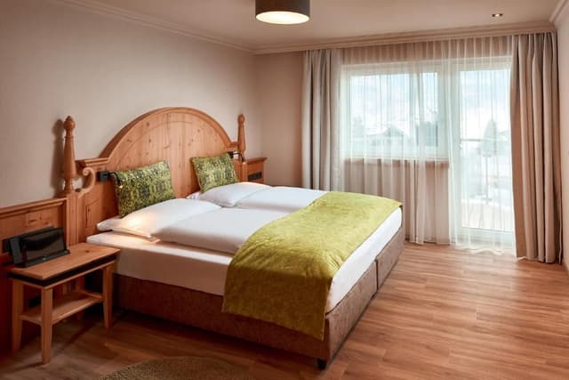 Superior King Room
