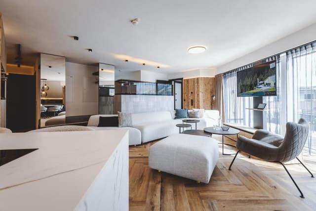 Four-Bedroom Suite with Sauna
