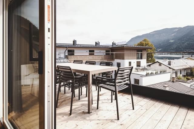 Four-Bedroom Suite with Sauna